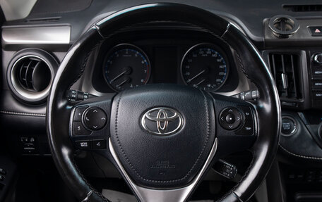 Toyota RAV4, 2017 год, 2 499 000 рублей, 8 фотография