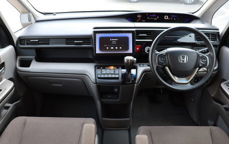 Honda Stepwgn IV, 2019 год, 2 100 000 рублей, 8 фотография