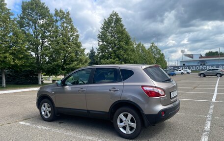 Nissan Qashqai, 2010 год, 950 000 рублей, 5 фотография
