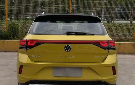 Volkswagen T-Roc I, 2024 год, 2 287 000 рублей, 6 фотография