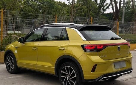 Volkswagen T-Roc I, 2024 год, 2 287 000 рублей, 7 фотография
