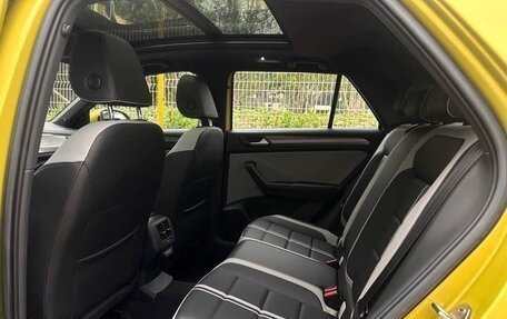 Volkswagen T-Roc I, 2024 год, 2 287 000 рублей, 14 фотография