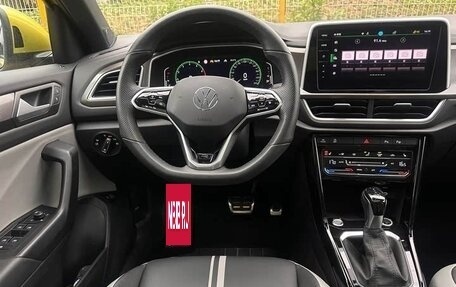 Volkswagen T-Roc I, 2024 год, 2 287 000 рублей, 10 фотография
