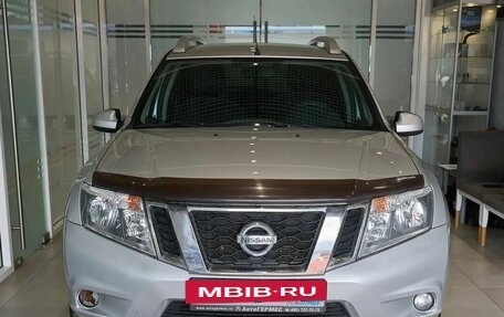 Nissan Terrano III, 2017 год, 1 039 000 рублей, 2 фотография