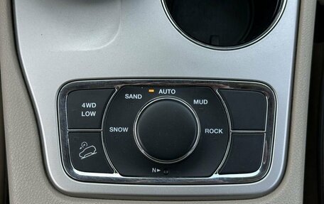 Jeep Grand Cherokee, 2013 год, 1 850 000 рублей, 25 фотография