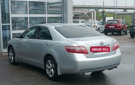 Toyota Camry, 2007 год, 750 000 рублей, 3 фотография