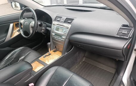 Toyota Camry, 2007 год, 750 000 рублей, 16 фотография