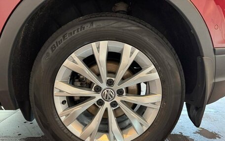 Volkswagen Tiguan II, 2018 год, 2 390 000 рублей, 20 фотография