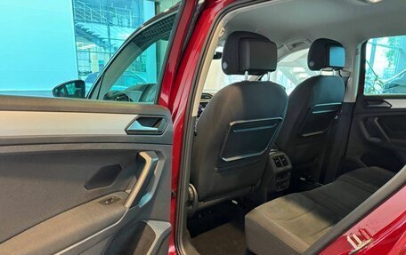 Volkswagen Tiguan II, 2018 год, 2 390 000 рублей, 24 фотография