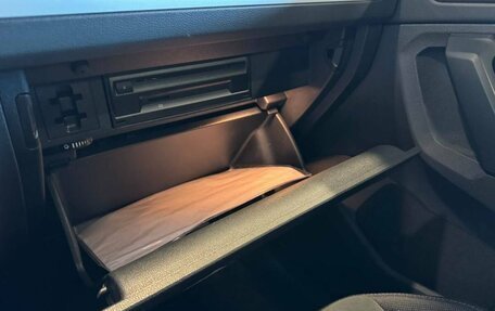 Volkswagen Tiguan II, 2018 год, 2 390 000 рублей, 30 фотография