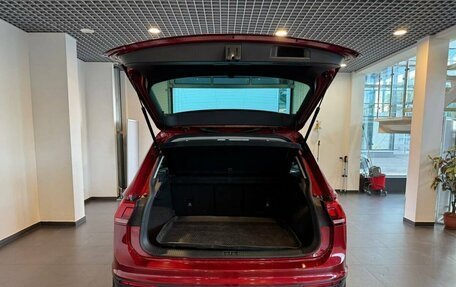 Volkswagen Tiguan II, 2018 год, 2 390 000 рублей, 36 фотография