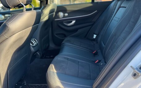 Mercedes-Benz E-Класс, 2019 год, 2 299 000 рублей, 22 фотография