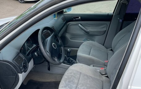 Volkswagen Golf IV, 1998 год, 300 000 рублей, 8 фотография