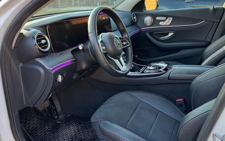 Mercedes-Benz E-Класс, 2019 год, 2 299 000 рублей, 21 фотография