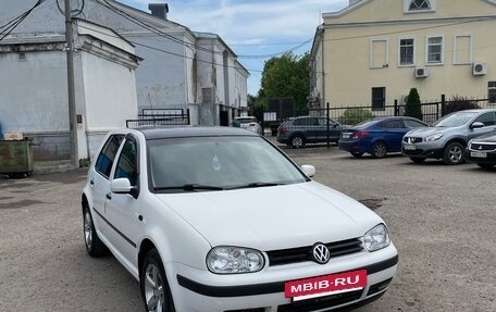 Volkswagen Golf IV, 1998 год, 300 000 рублей, 2 фотография