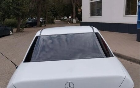 Mercedes-Benz W124, 1987 год, 390 000 рублей, 2 фотография