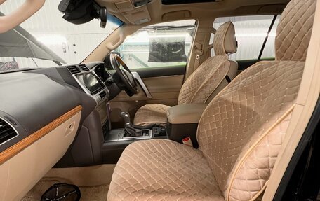 Toyota Land Cruiser Prado 150 рестайлинг 2, 2019 год, 5 000 000 рублей, 14 фотография