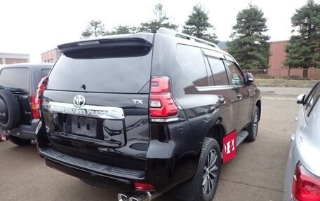 Toyota Land Cruiser Prado 150 рестайлинг 2, 2019 год, 5 000 000 рублей, 4 фотография