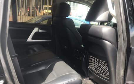Toyota Land Cruiser 200, 2018 год, 6 000 000 рублей, 9 фотография