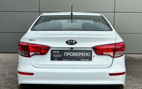 KIA Rio III рестайлинг, 2016 год, 1 000 000 рублей, 7 фотография