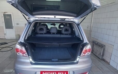 Mitsubishi Outlander III рестайлинг 3, 2008 год, 700 000 рублей, 5 фотография