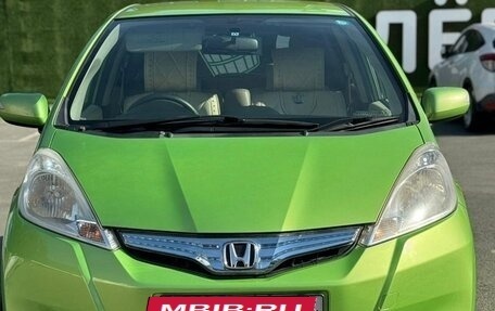 Honda Fit III, 2010 год, 600 000 рублей, 3 фотография