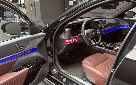 BMW 7 серия, 2024 год, 7 560 000 рублей, 2 фотография