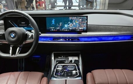 BMW 7 серия, 2024 год, 7 560 000 рублей, 19 фотография