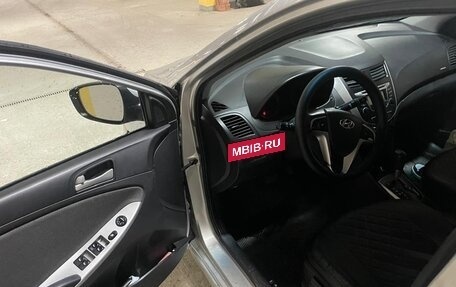 Hyundai Solaris II рестайлинг, 2012 год, 760 000 рублей, 7 фотография