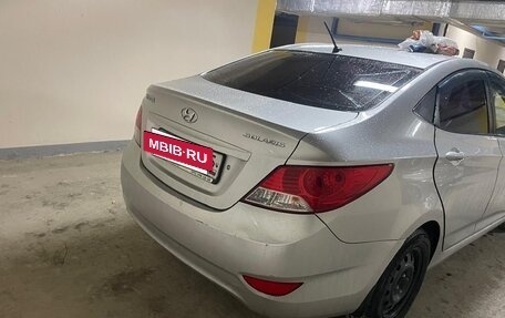 Hyundai Solaris II рестайлинг, 2012 год, 760 000 рублей, 3 фотография