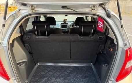 Honda Fit III, 2011 год, 1 095 000 рублей, 15 фотография