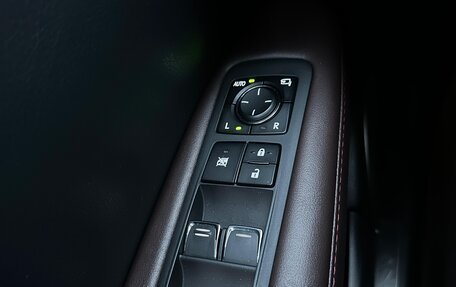 Lexus RX IV рестайлинг, 2021 год, 6 300 000 рублей, 16 фотография