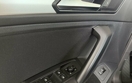 Volkswagen Tiguan II, 2020 год, 2 190 000 рублей, 9 фотография