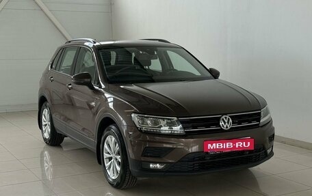 Volkswagen Tiguan II, 2020 год, 2 190 000 рублей, 3 фотография