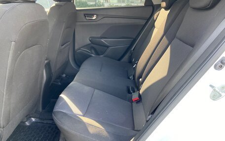 Hyundai Solaris II рестайлинг, 2019 год, 1 164 000 рублей, 9 фотография