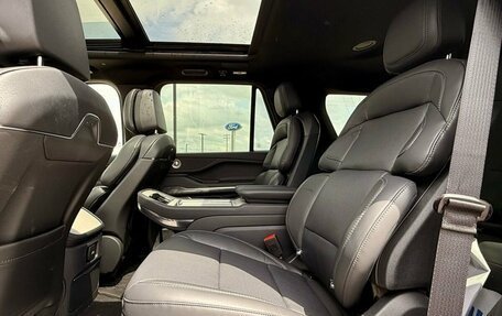 Lincoln Navigator, 2025 год, 15 900 000 рублей, 6 фотография
