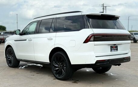Lincoln Navigator, 2025 год, 15 900 000 рублей, 3 фотография