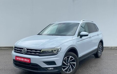 Volkswagen Tiguan II, 2018 год, 2 080 000 рублей, 1 фотография