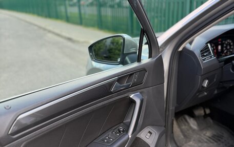 Volkswagen Tiguan II, 2017 год, 2 199 999 рублей, 15 фотография