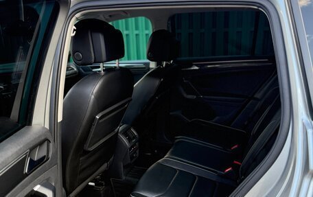 Volkswagen Tiguan II, 2017 год, 2 199 999 рублей, 16 фотография