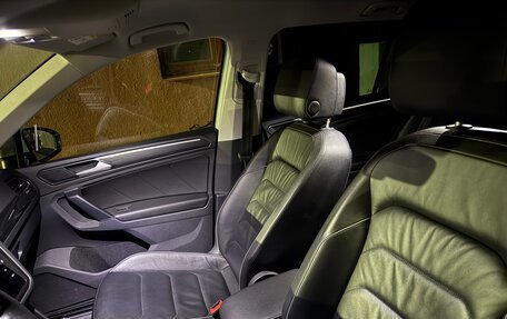 Volkswagen Tiguan II, 2017 год, 2 199 999 рублей, 35 фотография