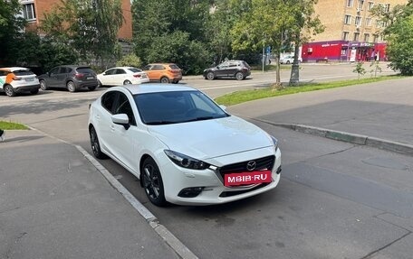 Mazda 3, 2018 год, 1 850 000 рублей, 2 фотография