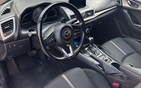 Mazda 3, 2018 год, 1 850 000 рублей, 3 фотография