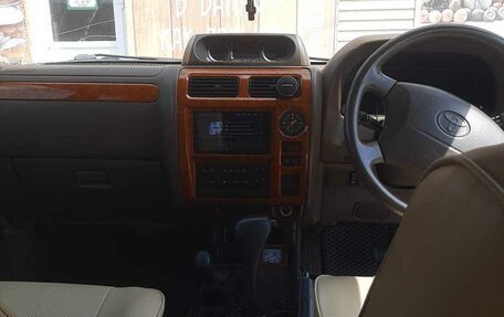 Toyota Land Cruiser Prado 90 рестайлинг, 2002 год, 1 400 000 рублей, 6 фотография