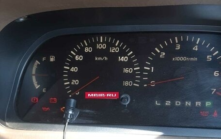 Toyota Land Cruiser Prado 90 рестайлинг, 2002 год, 1 400 000 рублей, 5 фотография