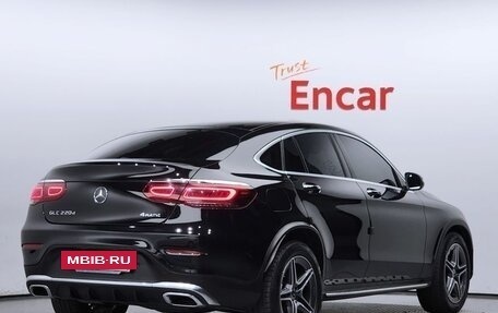 Mercedes-Benz GLC Coupe, 2022 год, 3 580 000 рублей, 4 фотография