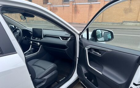 Toyota RAV4, 2022 год, 4 100 000 рублей, 18 фотография