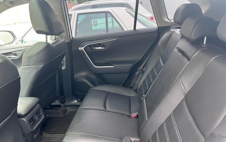 Toyota RAV4, 2022 год, 4 100 000 рублей, 24 фотография