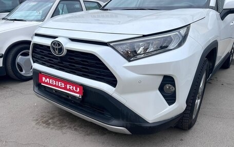 Toyota RAV4, 2022 год, 4 100 000 рублей, 11 фотография