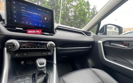 Toyota RAV4, 2022 год, 4 100 000 рублей, 32 фотография
